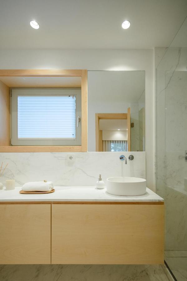 70'S Wood House Hotel Maia  Luaran gambar
