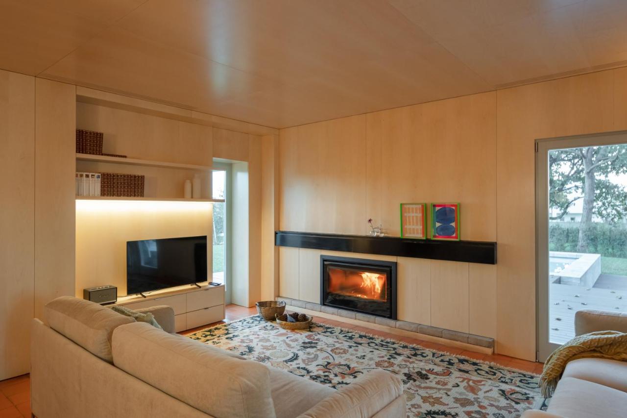 70'S Wood House Hotel Maia  Luaran gambar