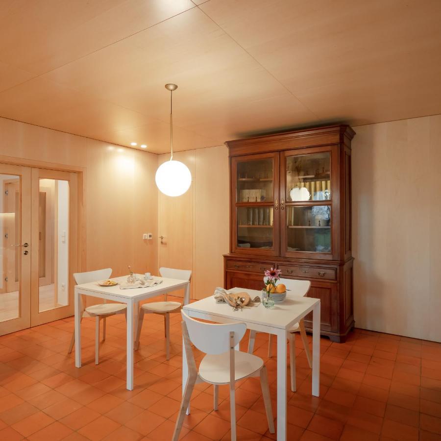 70'S Wood House Hotel Maia  Luaran gambar